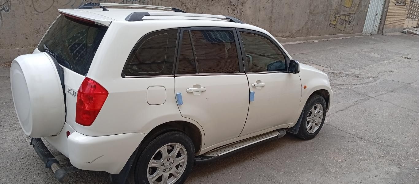 خودرو ام وی ام، X33 آگهی ann_18935861