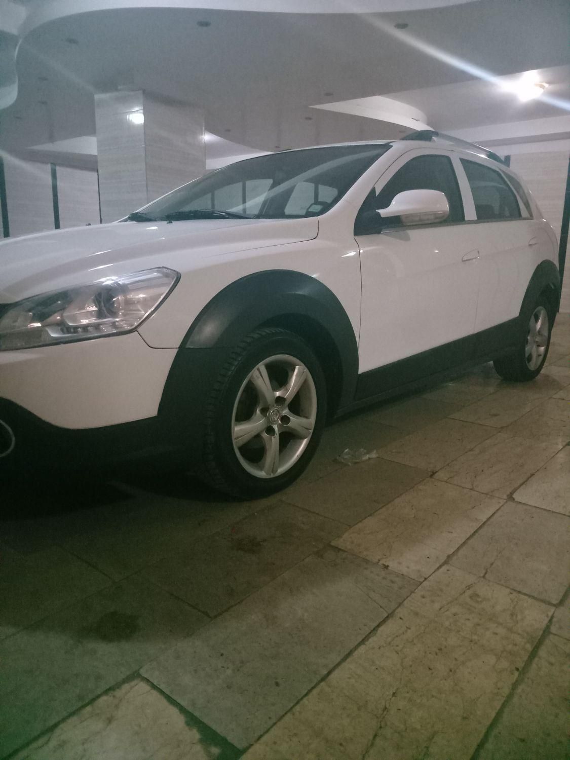 خودرو دانگ فنگ، H30 کراس آگهی ann_18936674