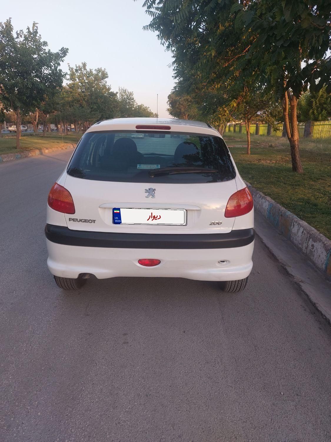 پژو 206 تیپ 2 - 1389