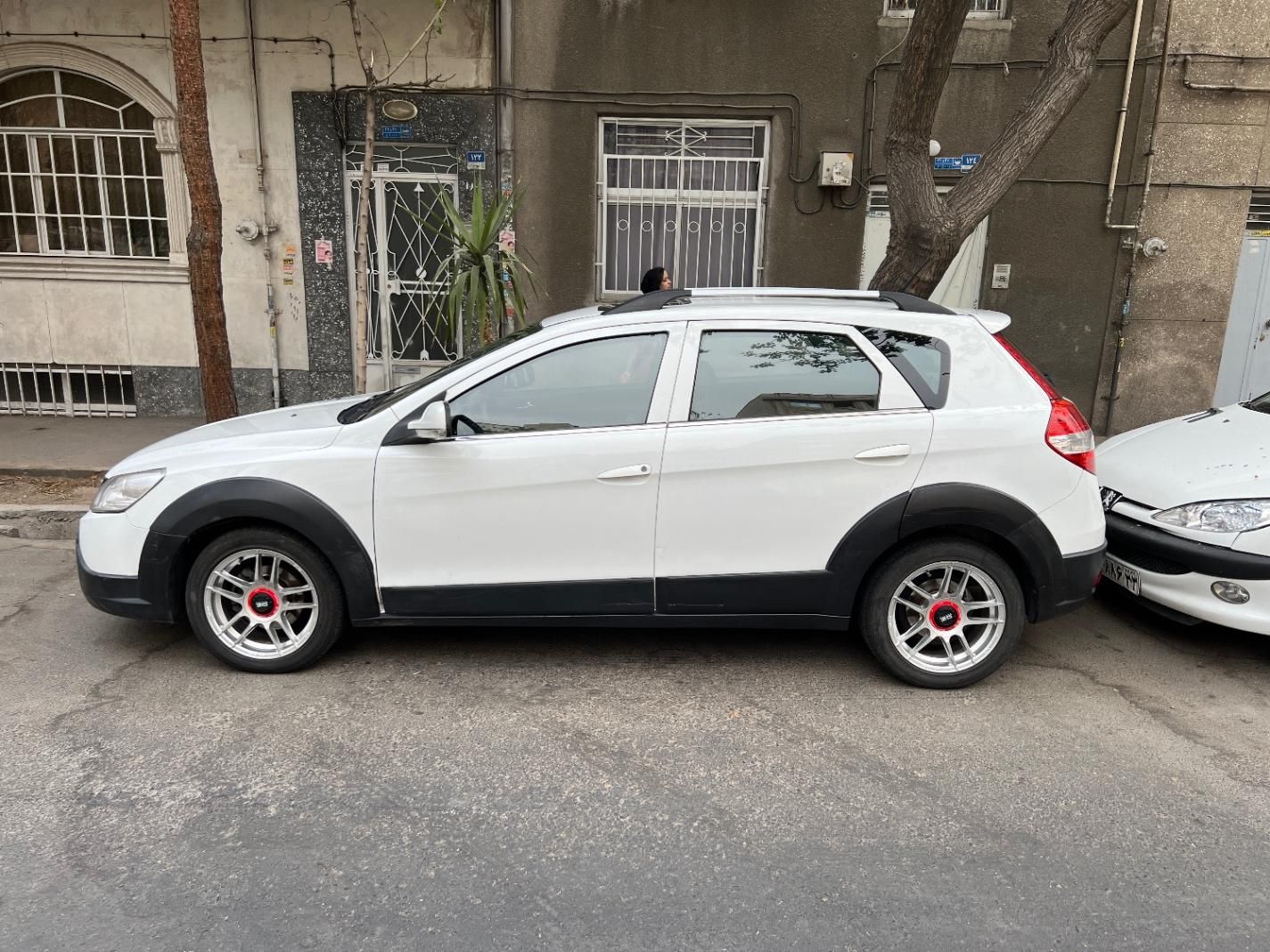 دانگ فنگ H30 کراس اتوماتیک - 1396