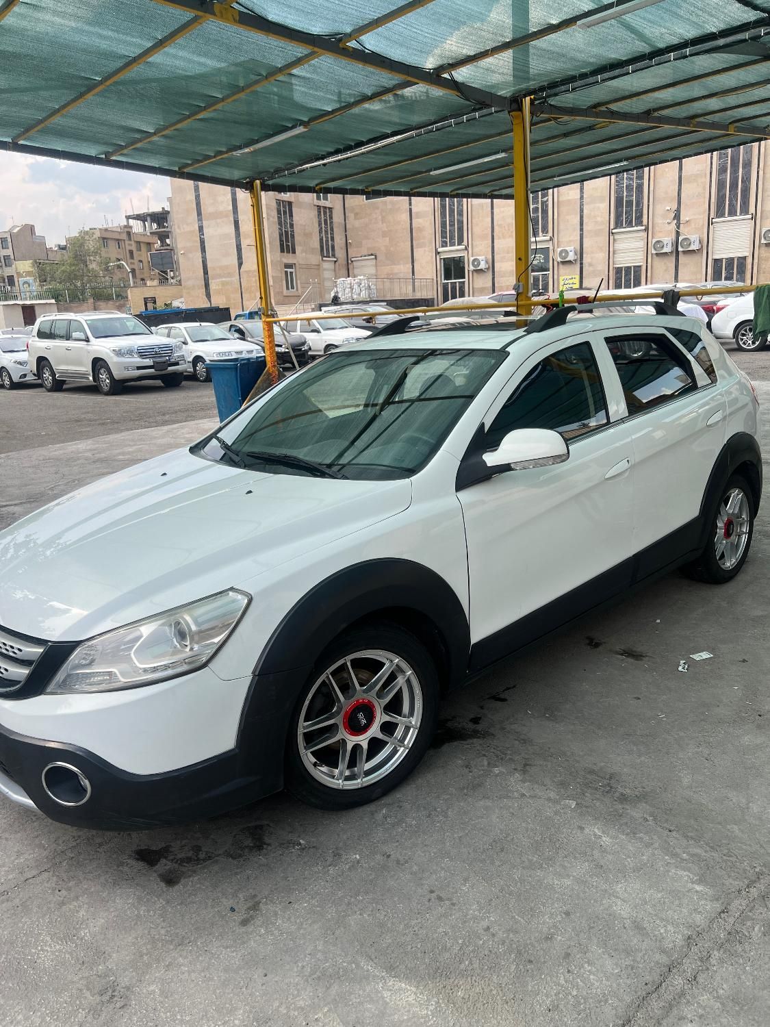 خودرو دانگ فنگ، H30 کراس آگهی ann_18940780