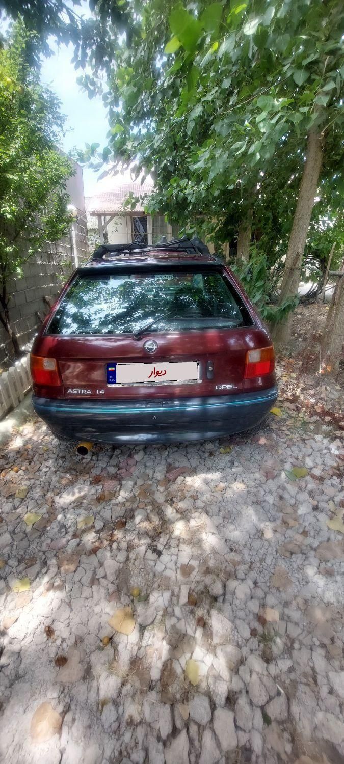 اپل آسترا ناچ بک شرکتی J - 1994