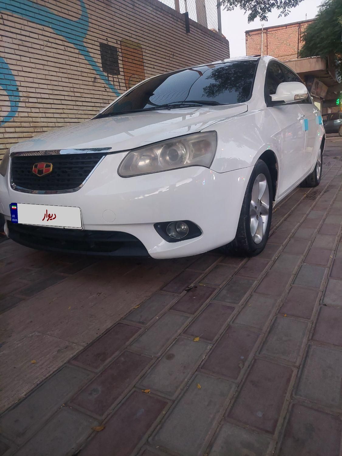 جیلی امگرند 7 دنده‌ای - 2013