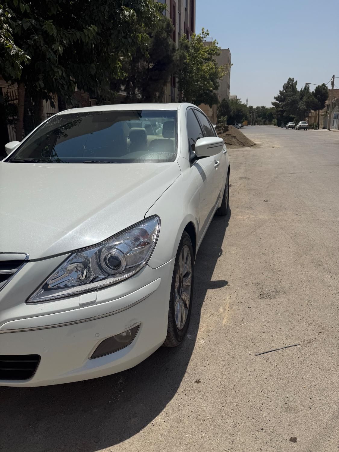 هیوندای جنسیس ۳.۸ لیتر فول - 2009