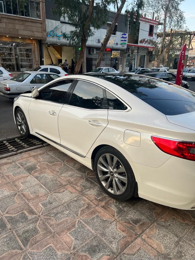 هیوندای آزرا (گرنجور) 3000cc - 2013