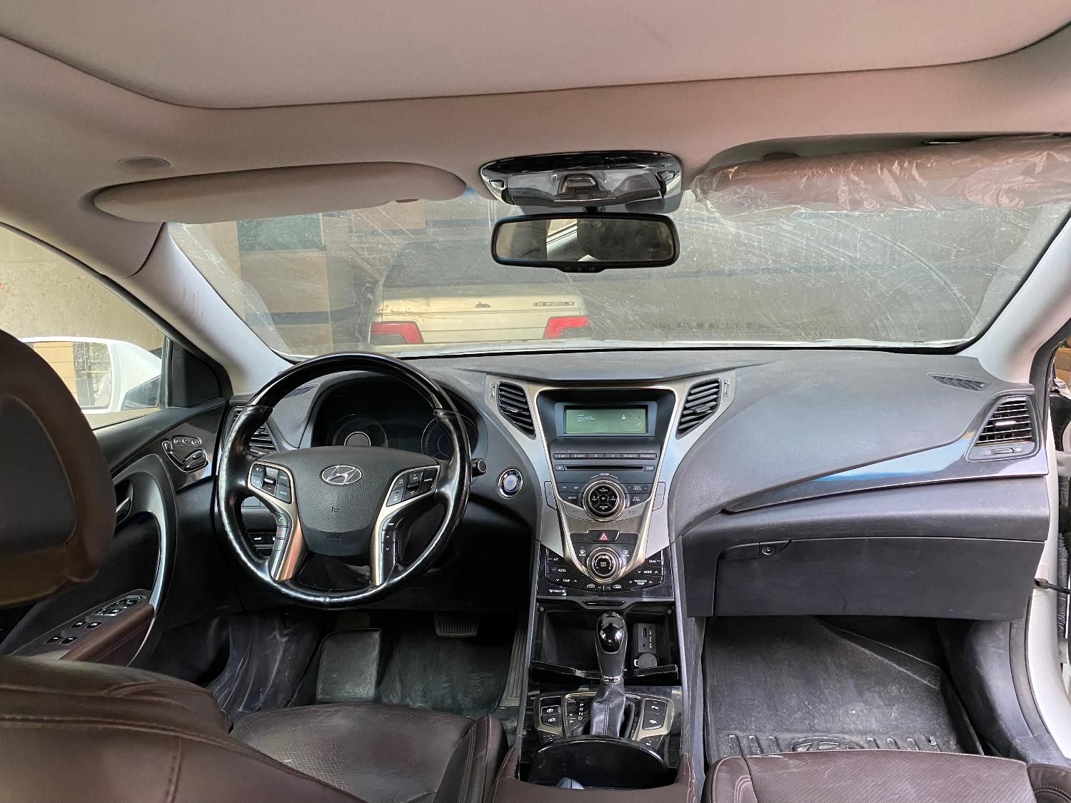هیوندای آزرا (گرنجور) 3300cc - 2014