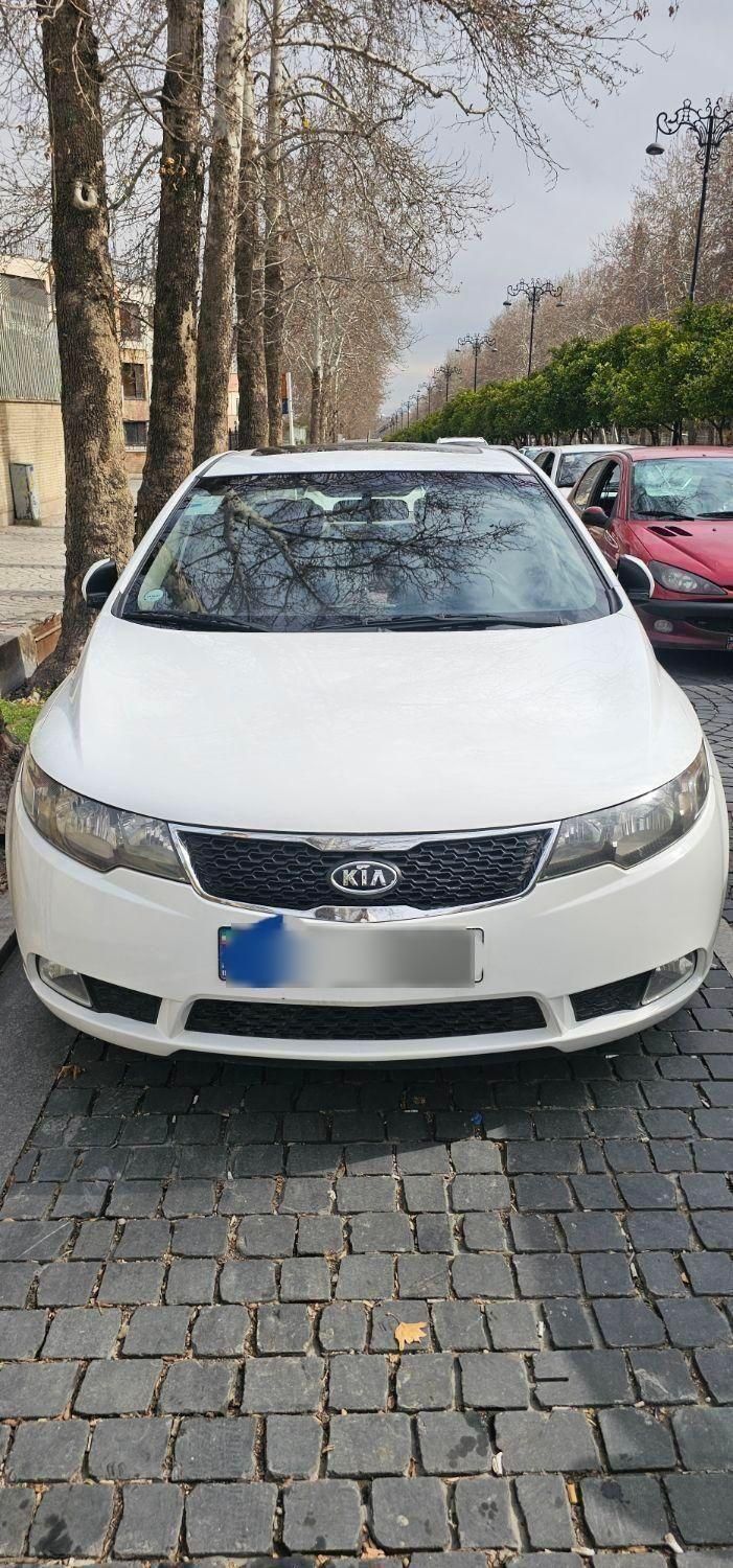 خودرو کیا، سراتو مونتاژ آگهی ann_18985759