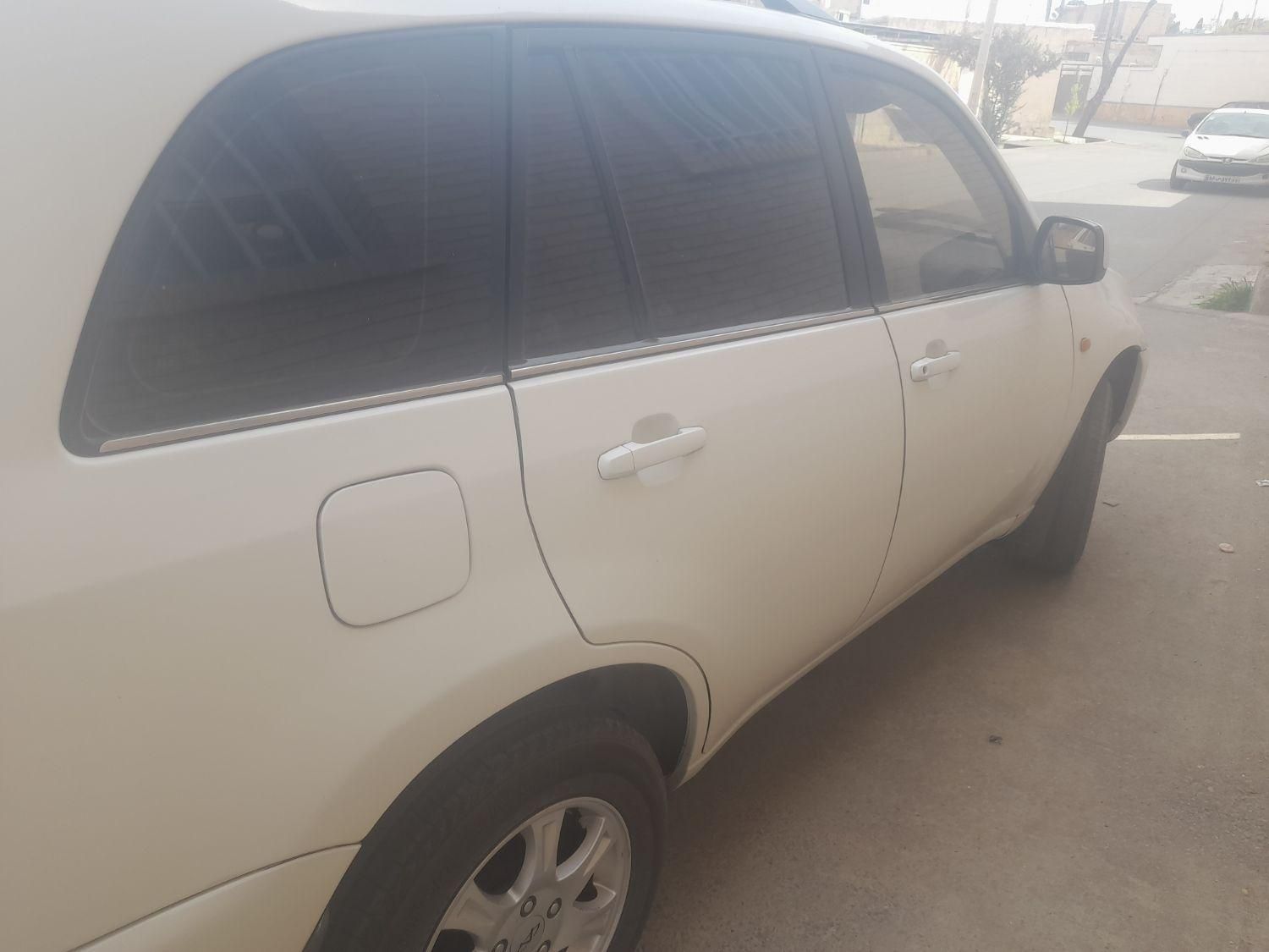 ام وی ام X33 دنده‌ای ساده - 1390