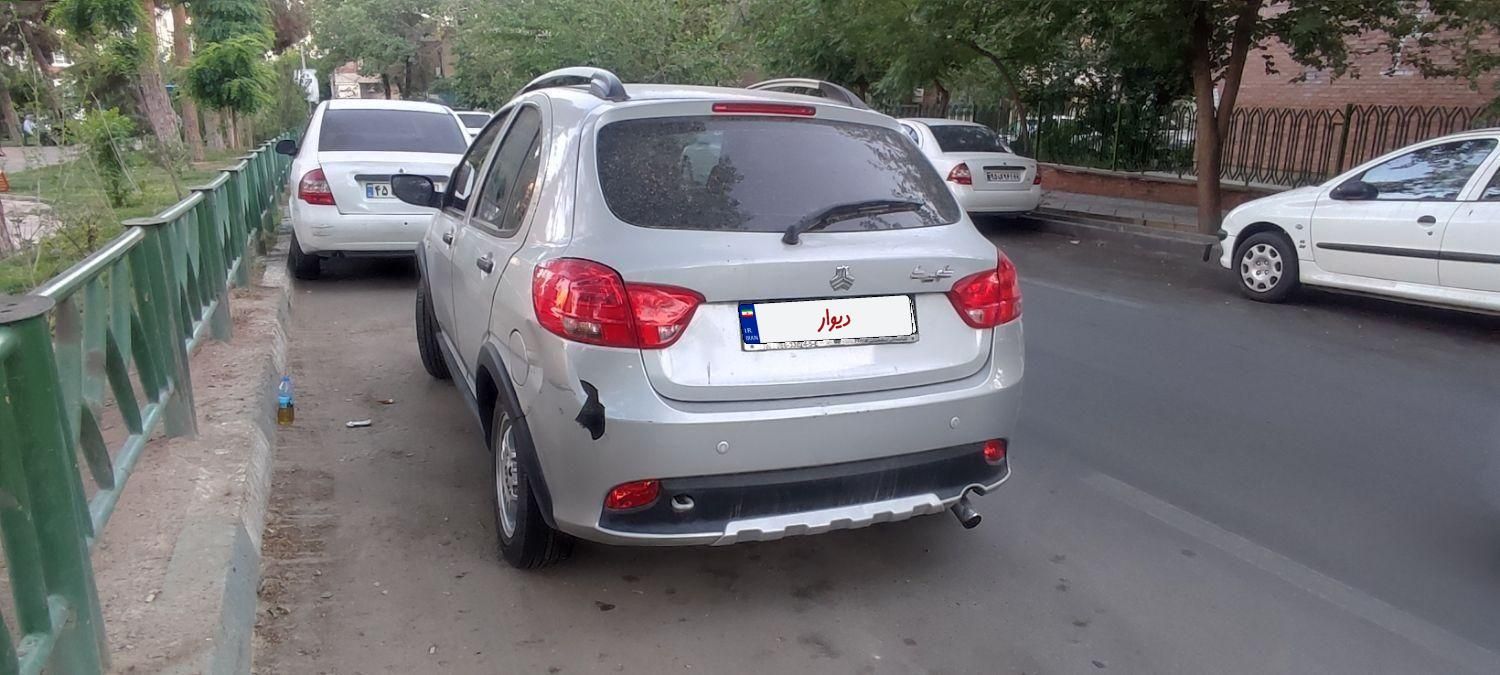 کوییک R دنده‌ای - 1401