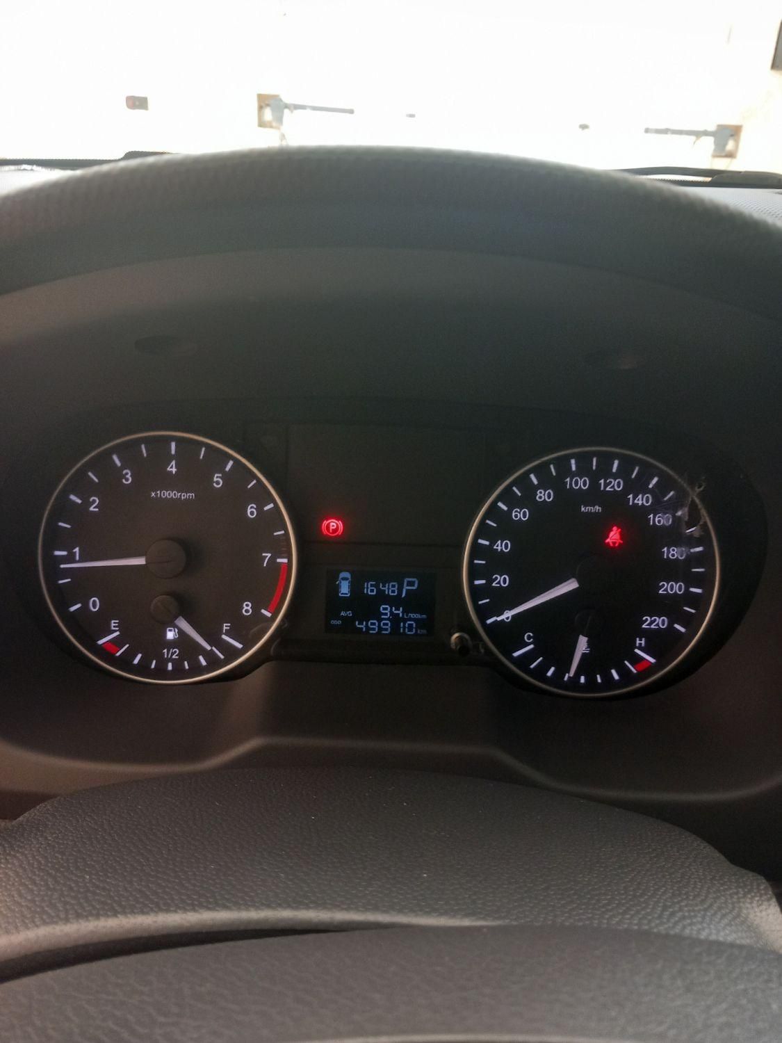 جک J4 اتوماتیک ساده - 1402