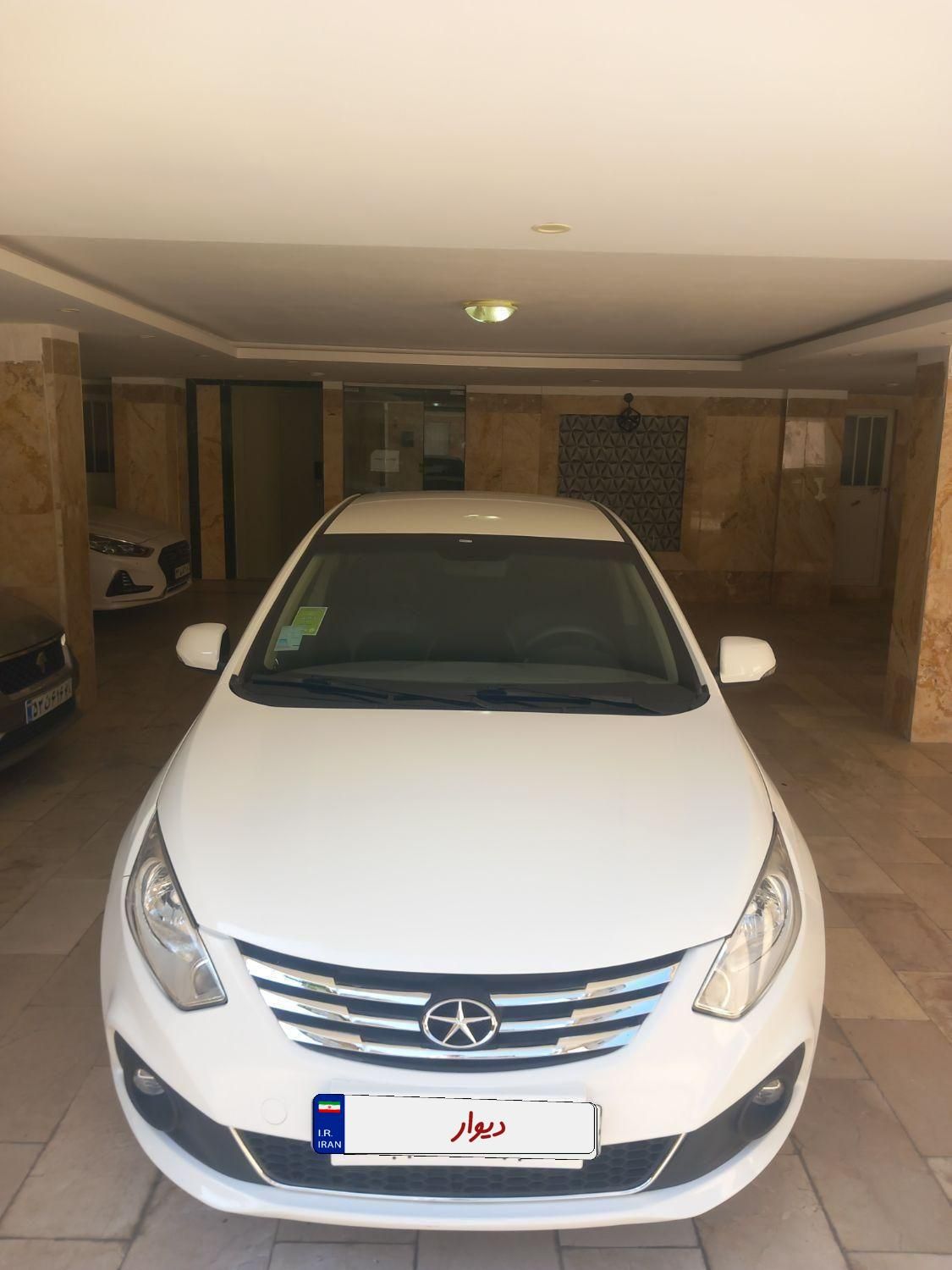 جک J4 اتوماتیک ساده - 1402