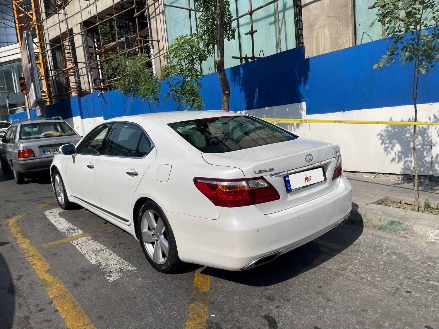 لکسوس LS 460 - 2012