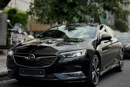اپل اینسیگنیا - - 2018