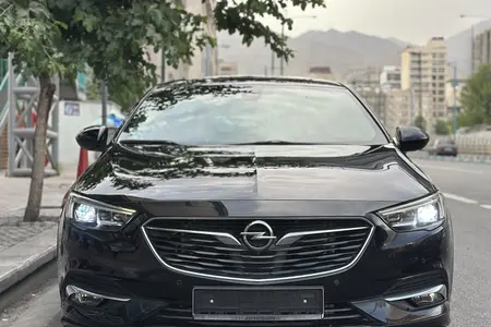 اپل اینسیگنیا - - 2018