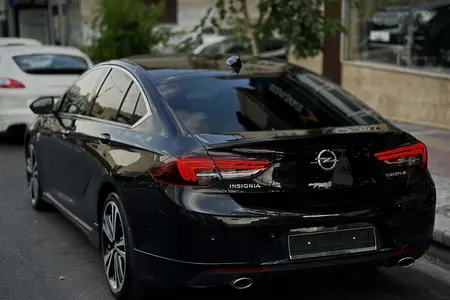 اپل اینسیگنیا - - 2018
