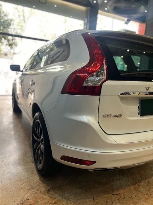 ولوو XC60 R-DESIGN - 2015