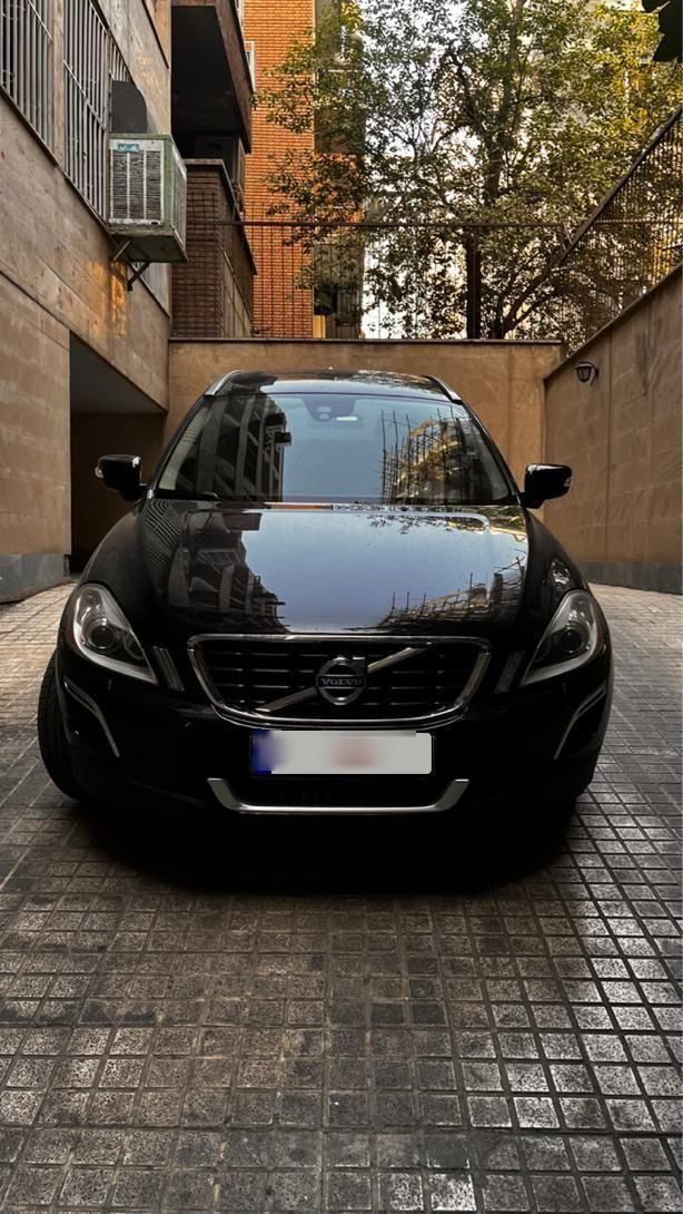 ولوو XC60 SELUX - 2013