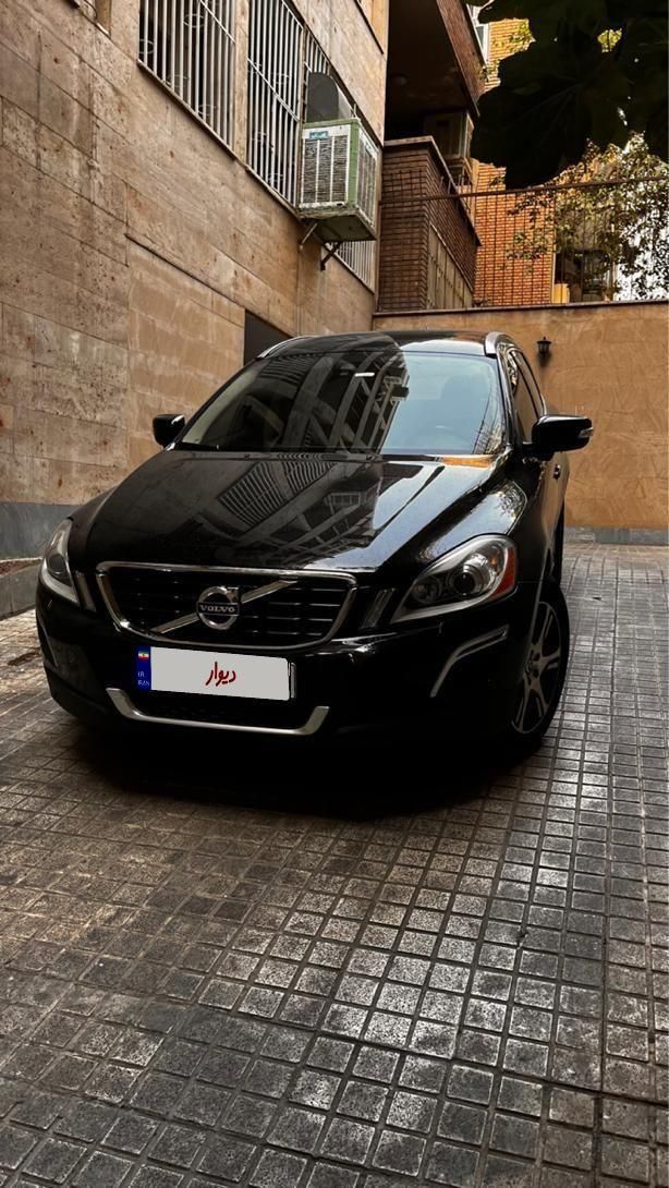 ولوو XC60 SELUX - 2013