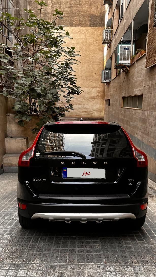 ولوو XC60 SELUX - 2013