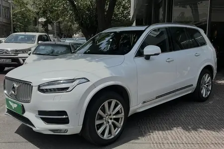 ولوو XC90 R-DESIGN - 2017