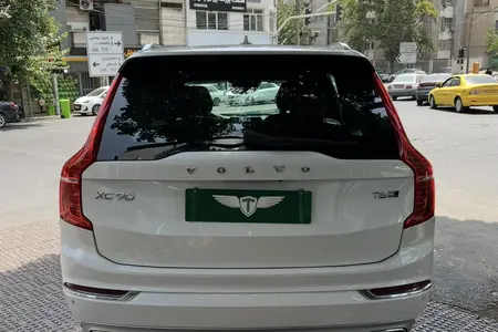 ولوو XC90 R-DESIGN - 2017