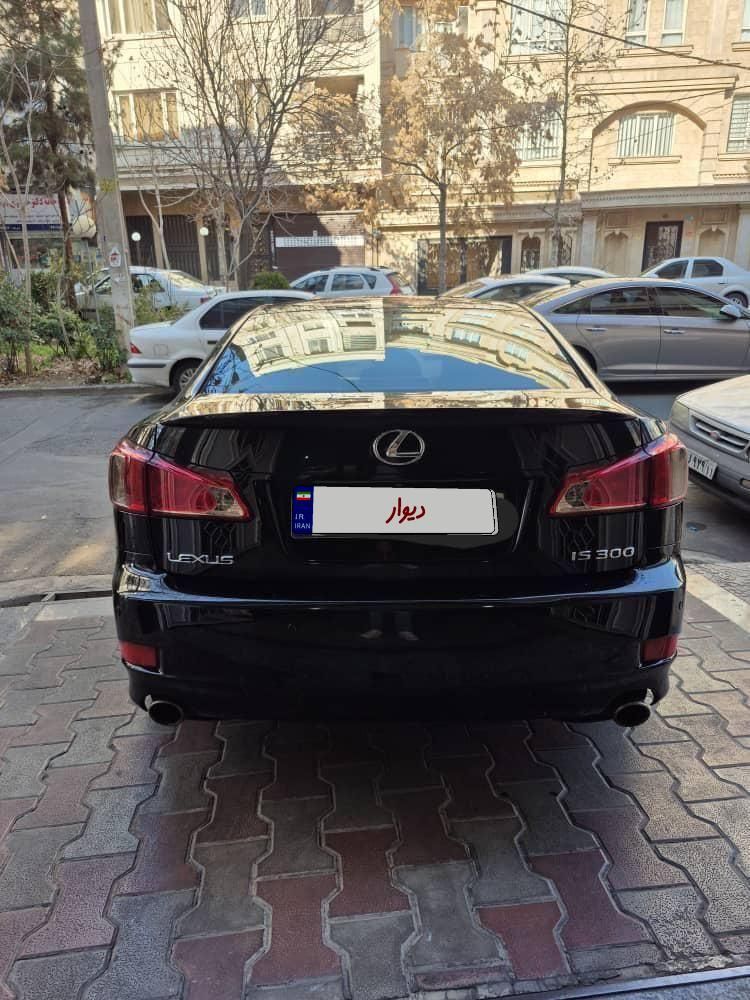 خودرو لکسوس، IS آگهی ann_19150629