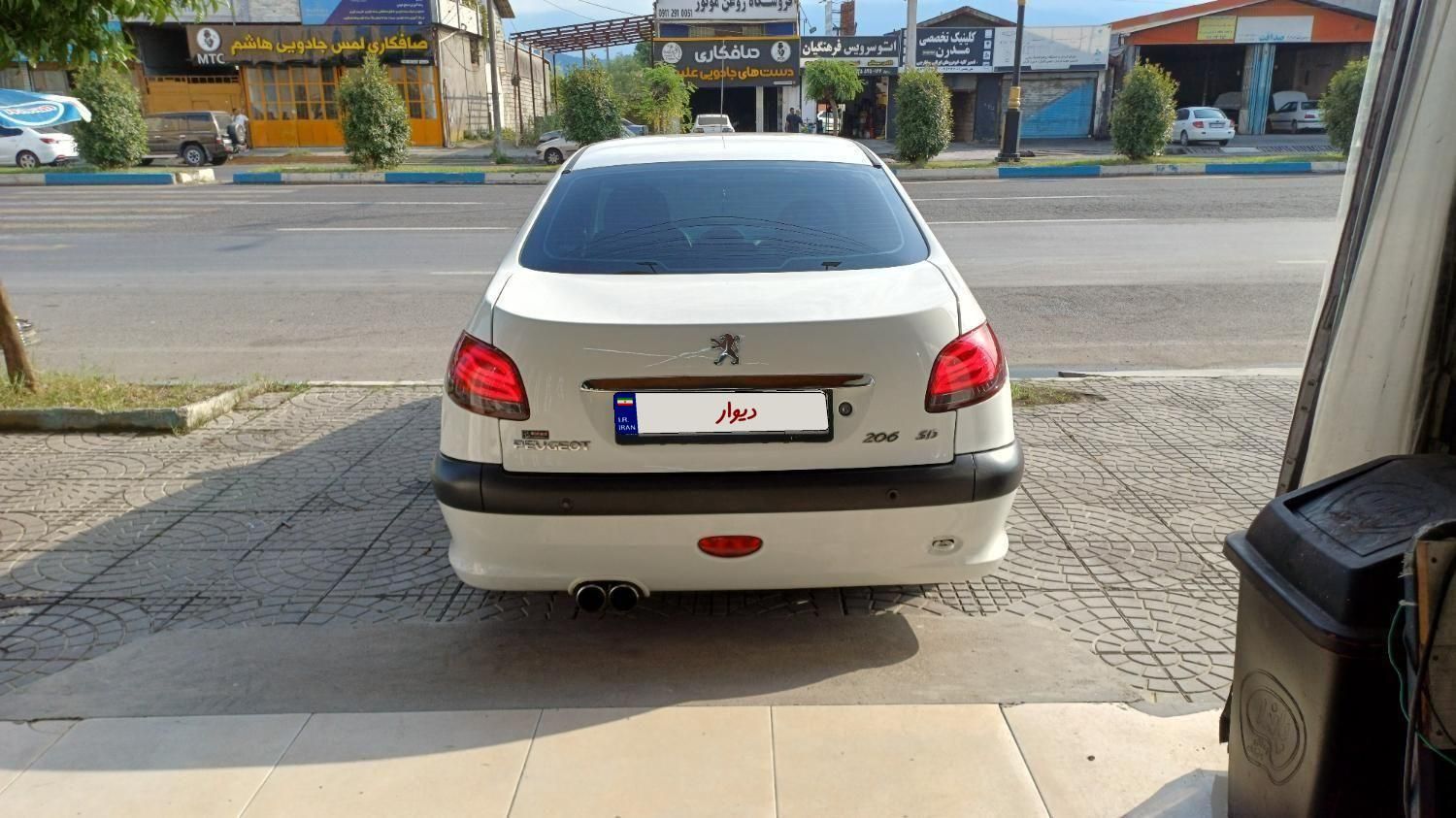 پژو ۲۰۶ صندوق دار v8 - 1394
