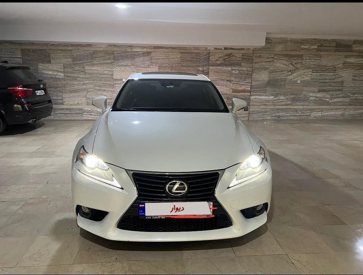 لکسوس IS 350 - 2014
