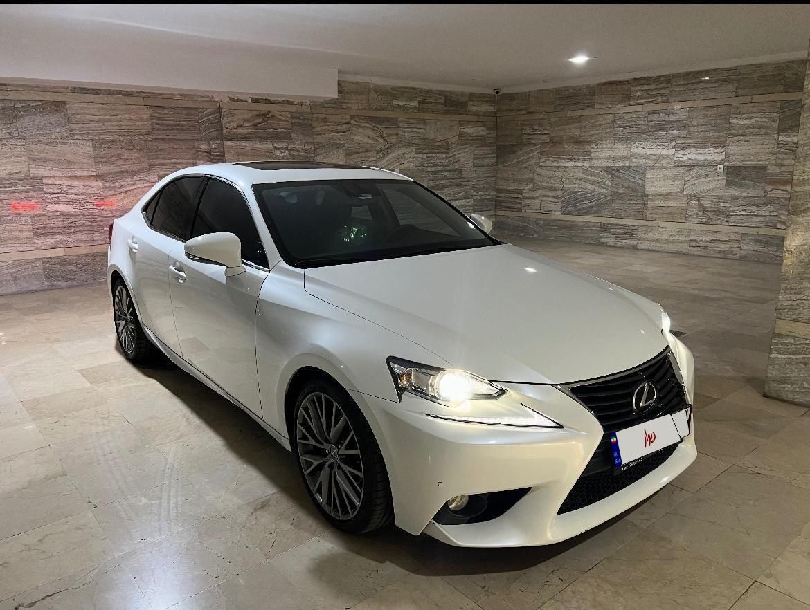لکسوس IS 350 - 2014