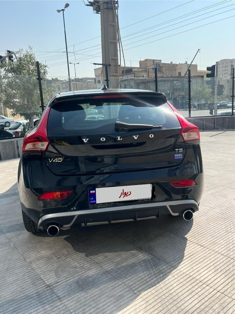 ولوو V40 R-DESIGN PLUS - 2014