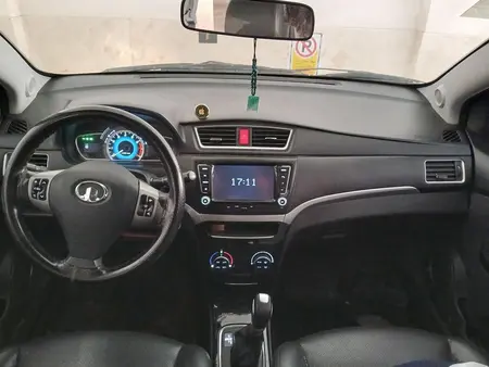 ولوو C30 شرکتی - 1395