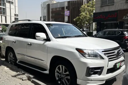 لکسوس LX 570 فول - 2013