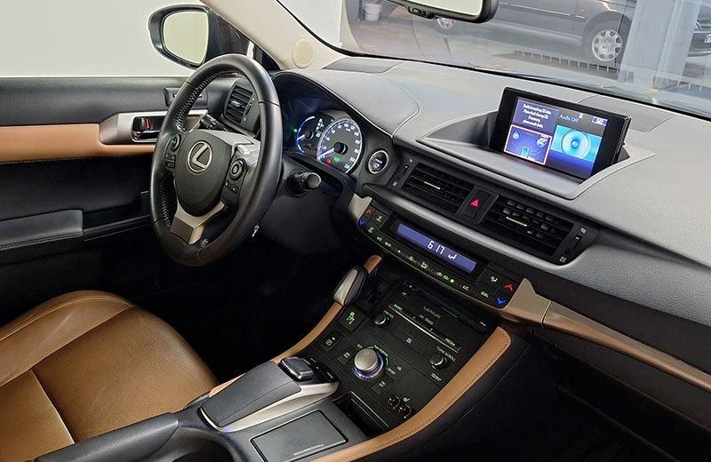 لکسوس CT 200H - 2015
