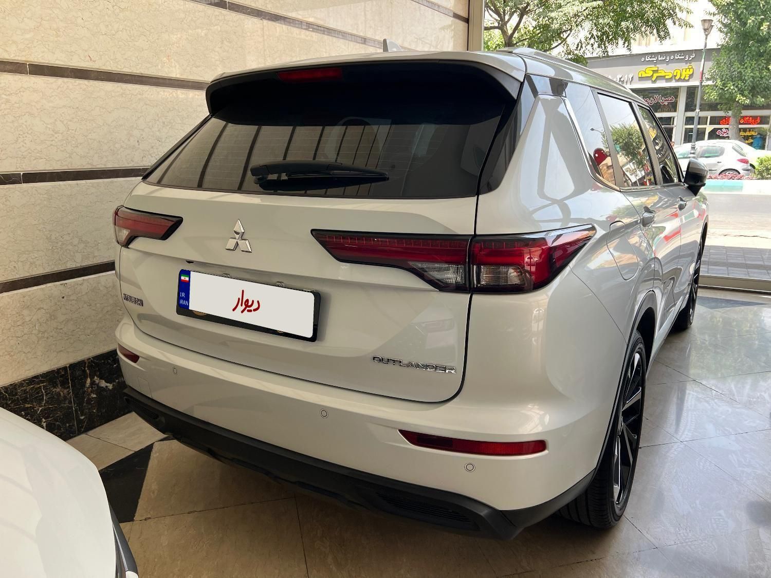 میتسوبیشی اوتلندر PHEV PHEV - 2024
