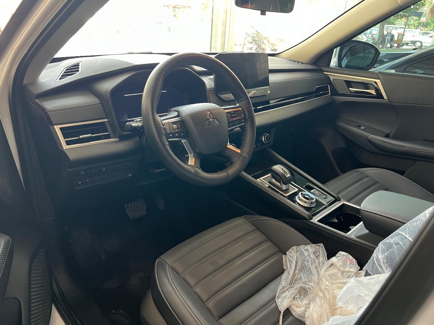 میتسوبیشی اوتلندر PHEV PHEV - 2024