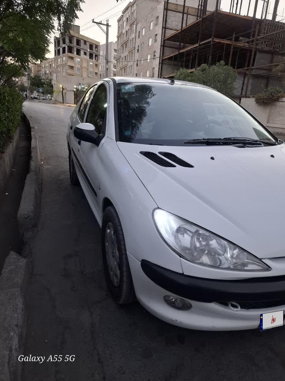 پژو ۲۰۶ صندوق دار v8 - 1397