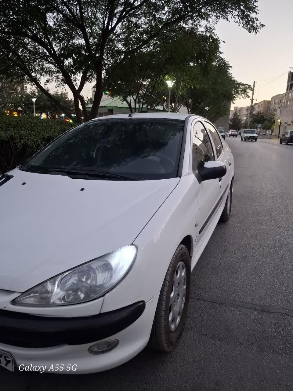 پژو ۲۰۶ صندوق دار v8 - 1397