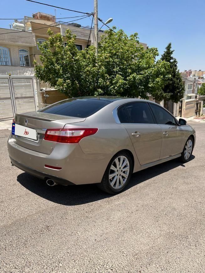 خودرو رنو، لتیتود آگهی ann_19214866