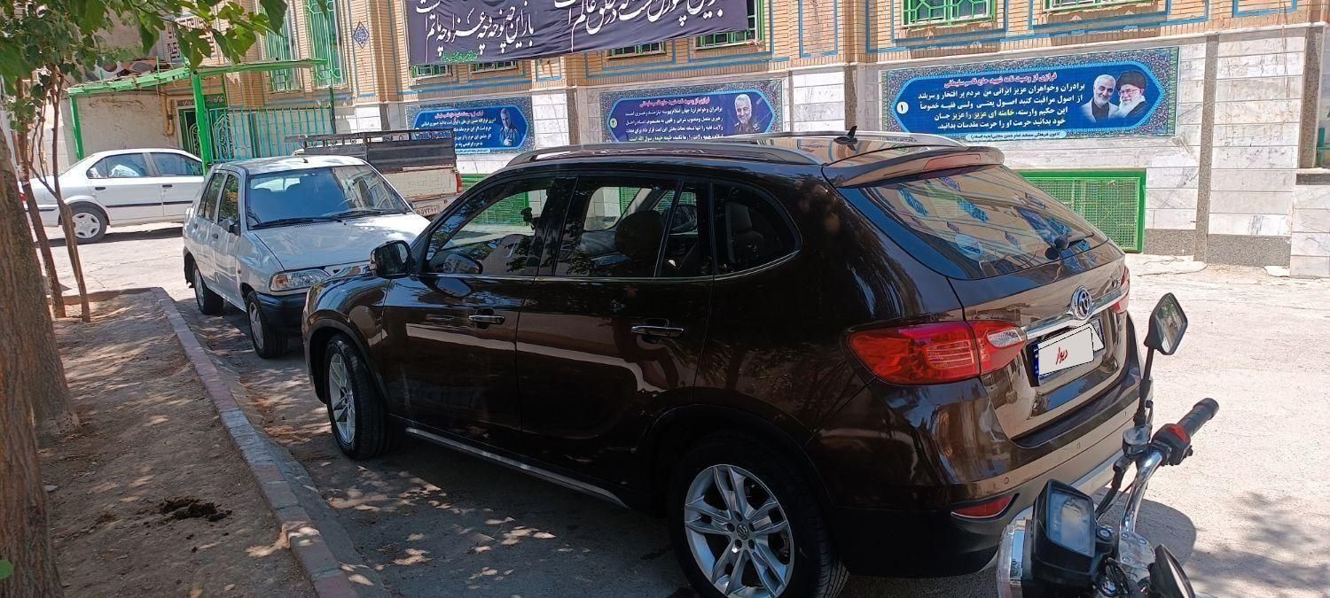برلیانس v5 اتوماتیک - 2014