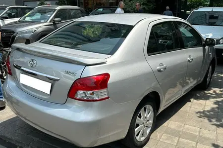 تویوتا یاریس هاچ بک XP150 - 2010