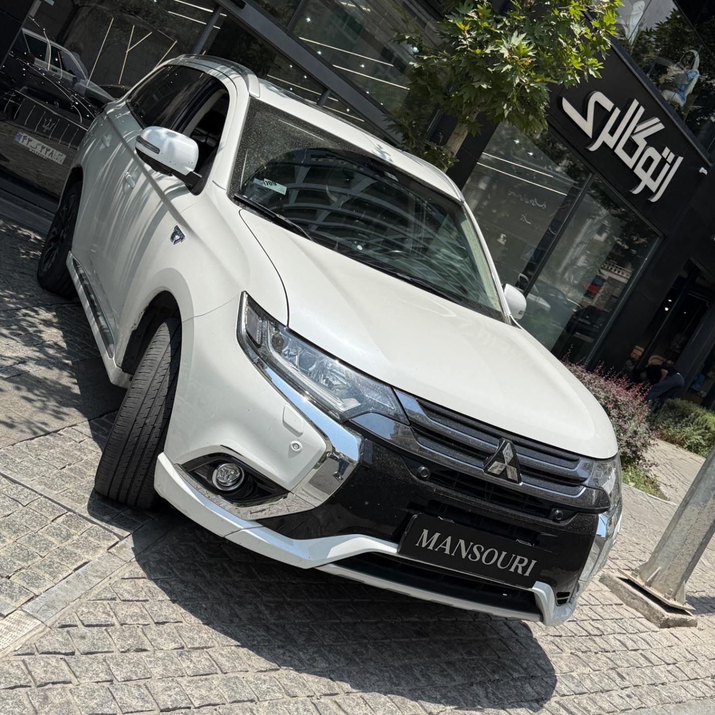 میتسوبیشی اوتلندر PHEV PHEV - 2018