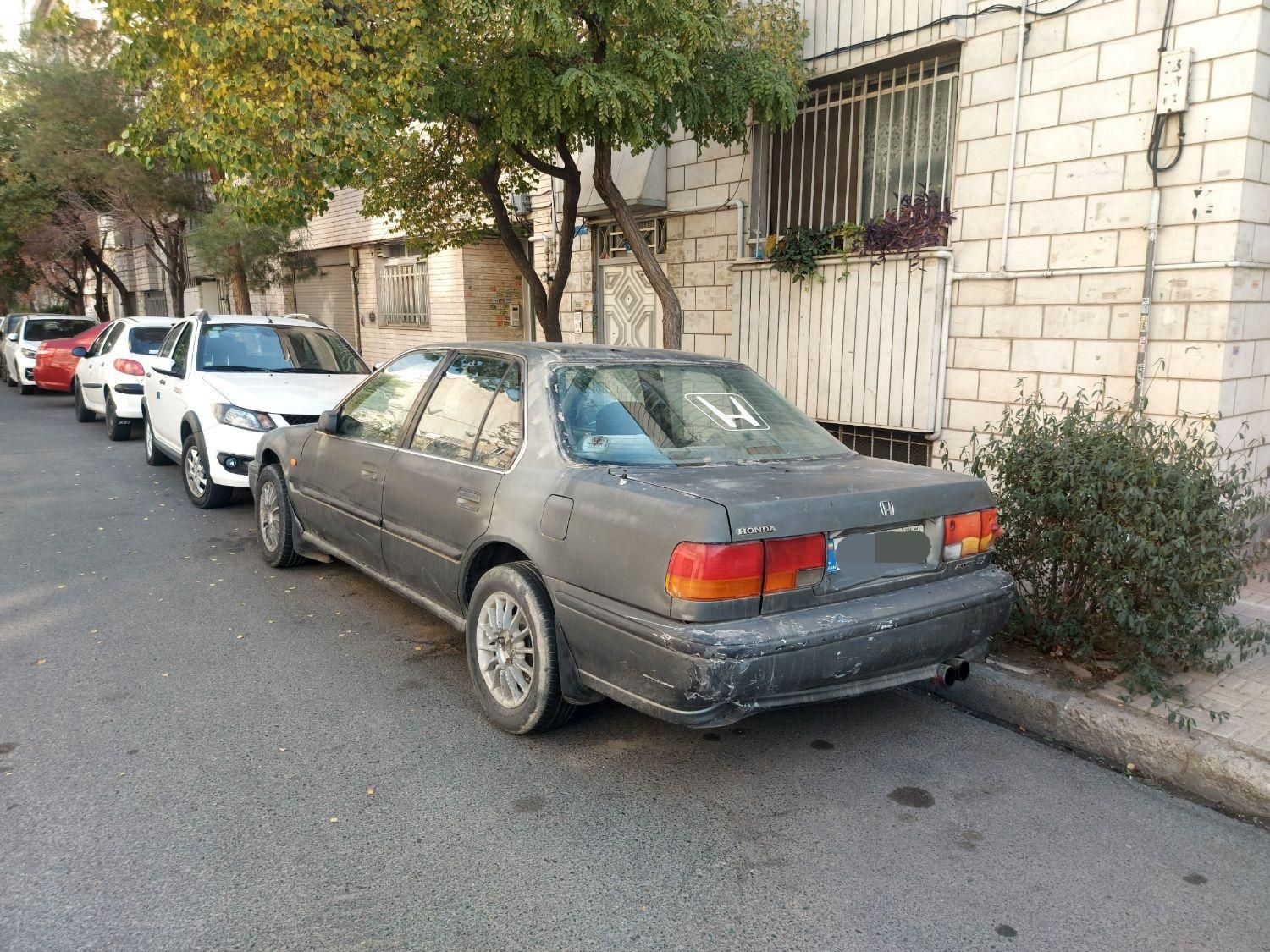 هوندا آکورد EX-B - 1993