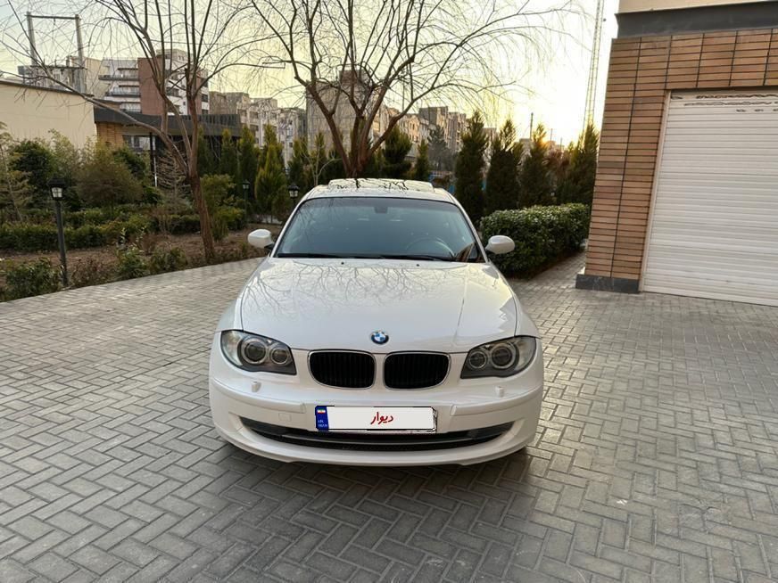 ب ام و سری 1 هاچ بک 120i - 2009