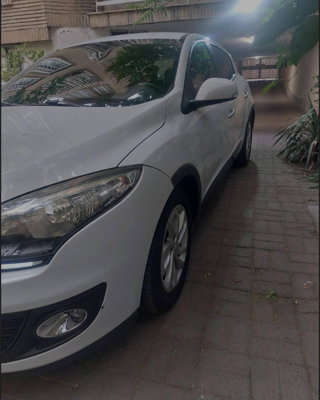 رنو اسکالا 2000 E2 - 2014