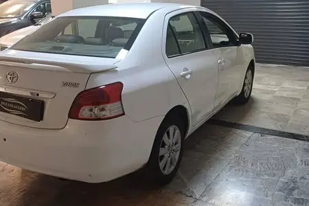 تویوتا یاریس هاچ بک XP150 - 2010