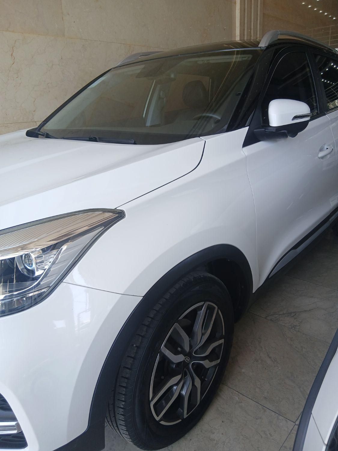 خودرو ام وی ام، X55 آگهی ann_19254954