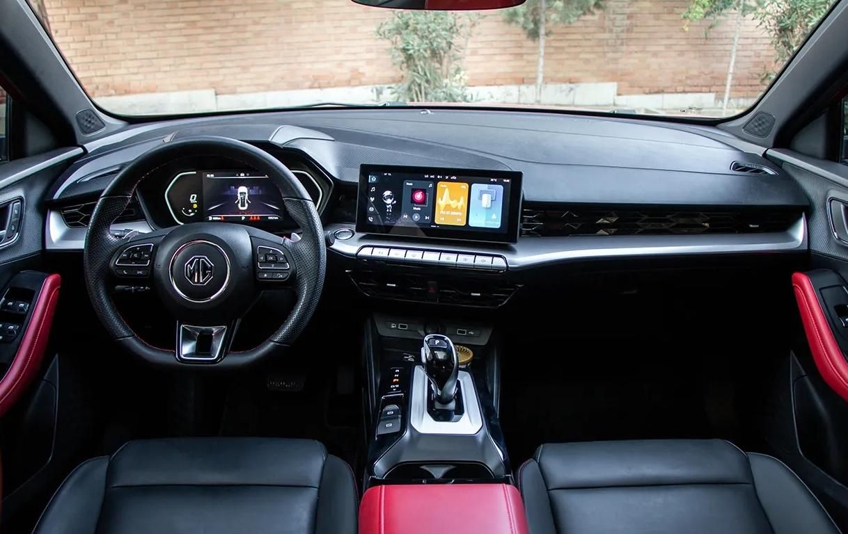 ام جی GT اتوماتیک - 2025