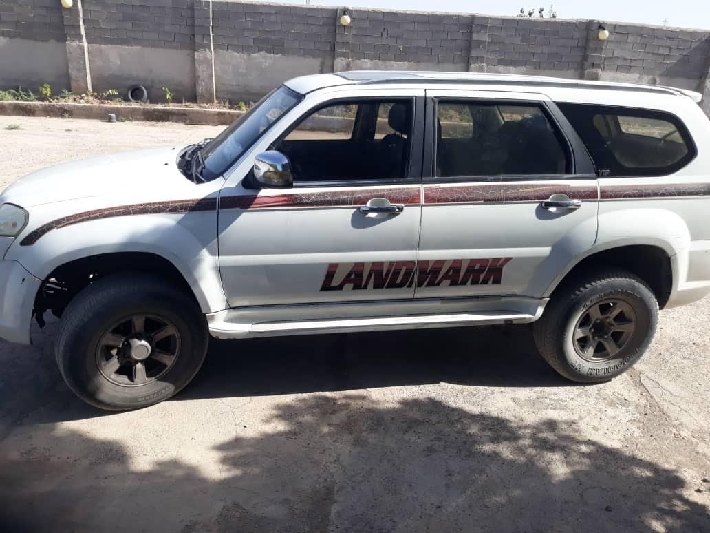 خودرو لندمارک، v7 آگهی ann_19258098