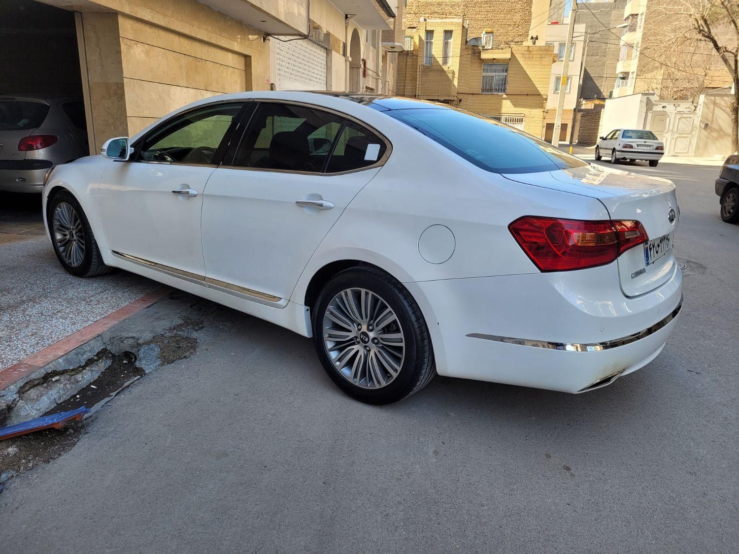کیا کادنزا فول VG - 2013