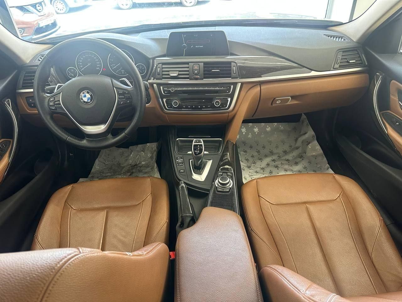 ب ام و سری 3 سدان 328i فول لاکچری - 2014